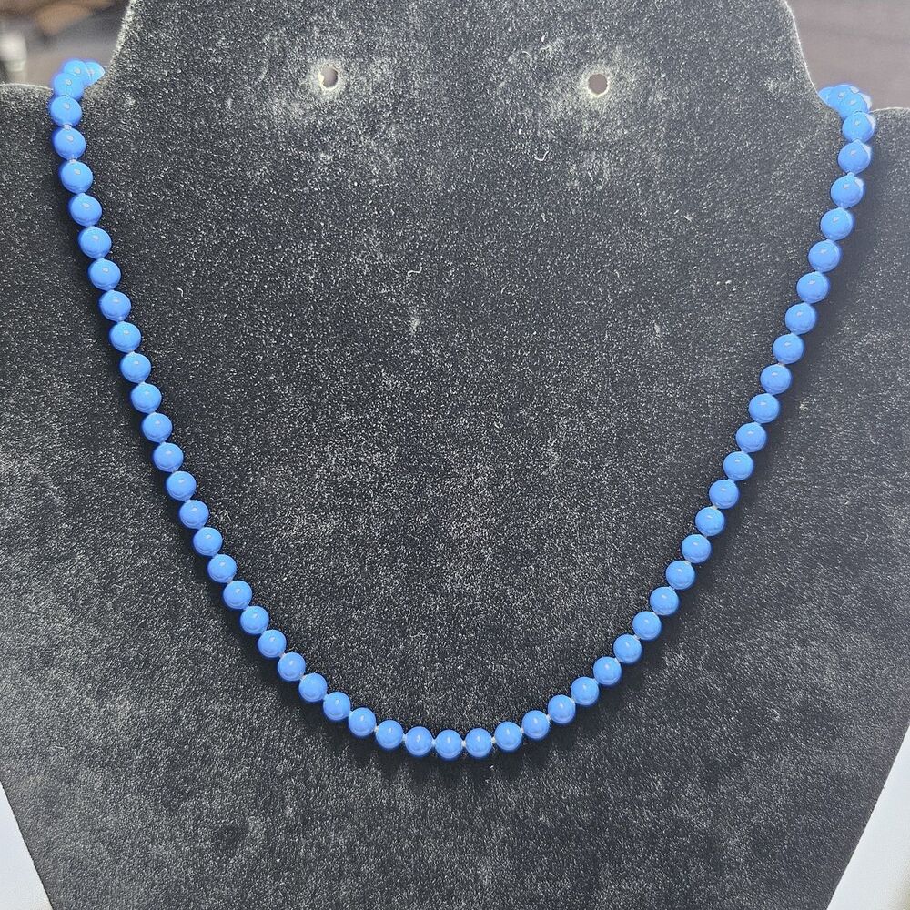 *Sale* Oops A Daisy Bright Blue Beaded Necklace 18" Spring Ring Clasp